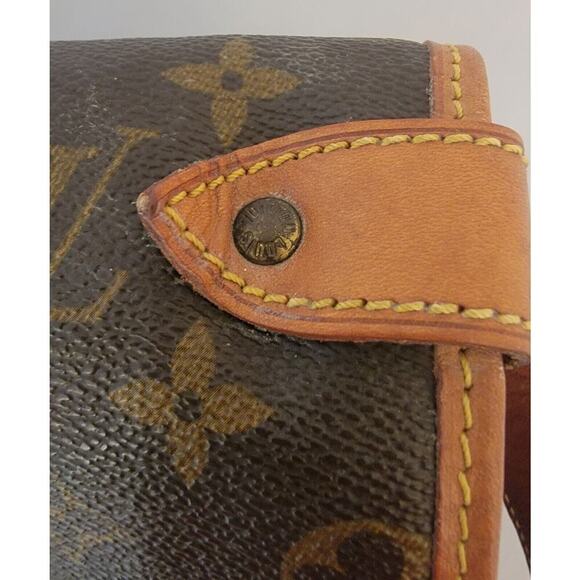 Louis Vuitton Saumur Shoulder Bag 30 Brown Monogram Canvas AR0915 - Picture 15 of 15